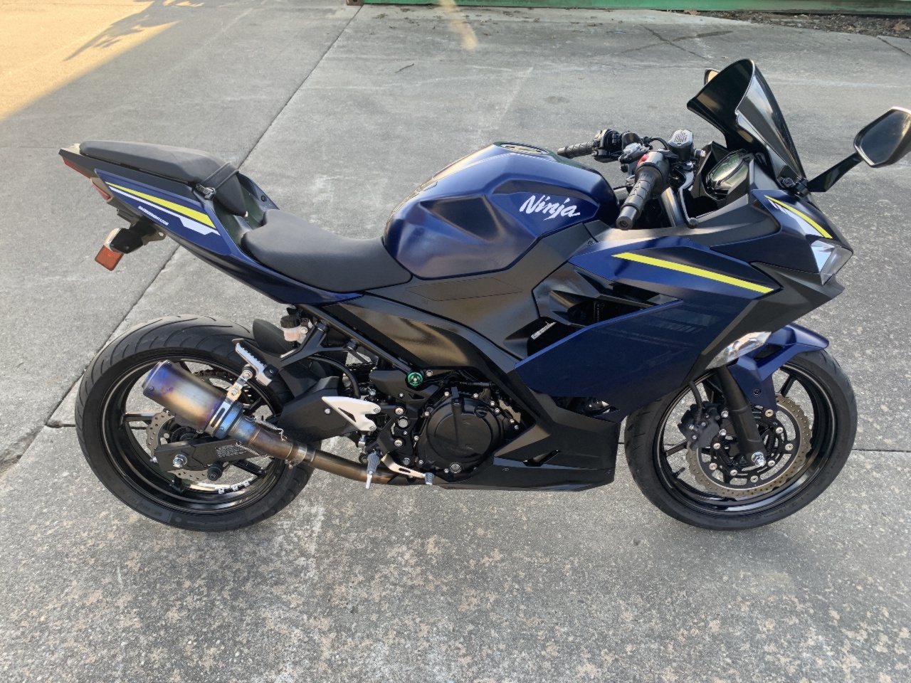 2022 Kawasaki Ninja 400